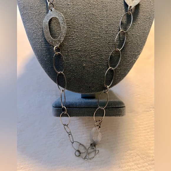 Retired SILPADA Sterling Silver Hammered Oval Link Necklace - Picture 6 of 8